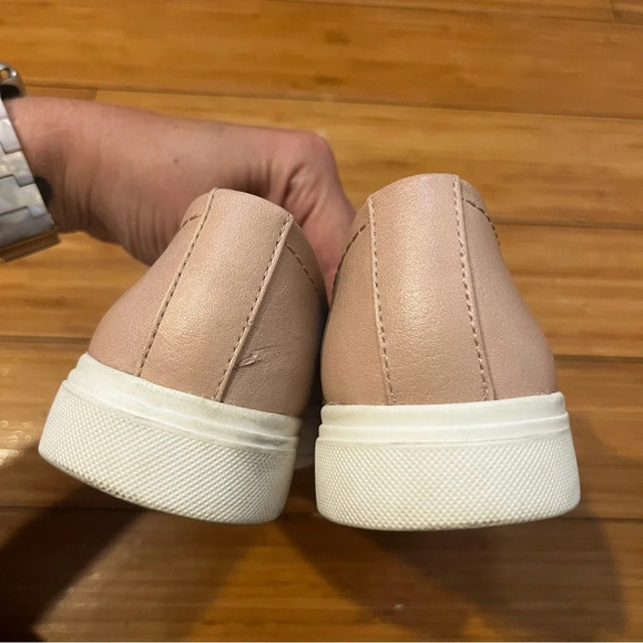 NATURALIZER Brogan Light Pink Casual Slip On Sneaker - Picture 8 of 9